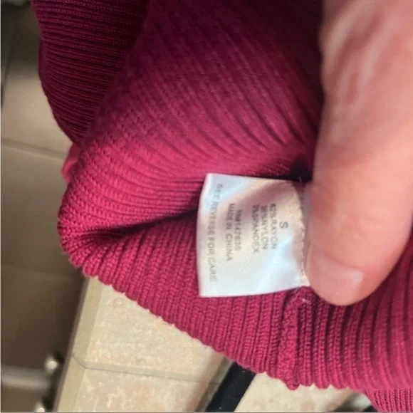 NEW! ROMEO & JULIET COUTURE Berry Colored Women’s SM Ribbed Sleeveless Bodycon - Picture 10 of 11